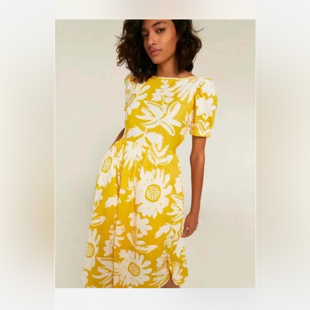 Compania Fantastica - Cotton midi dress in yellow floral print.